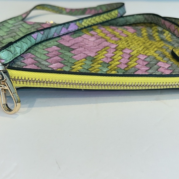 Woven Textured Handbag Shoulder Bag Yellow
Multi color. - Picture 9 of 12
